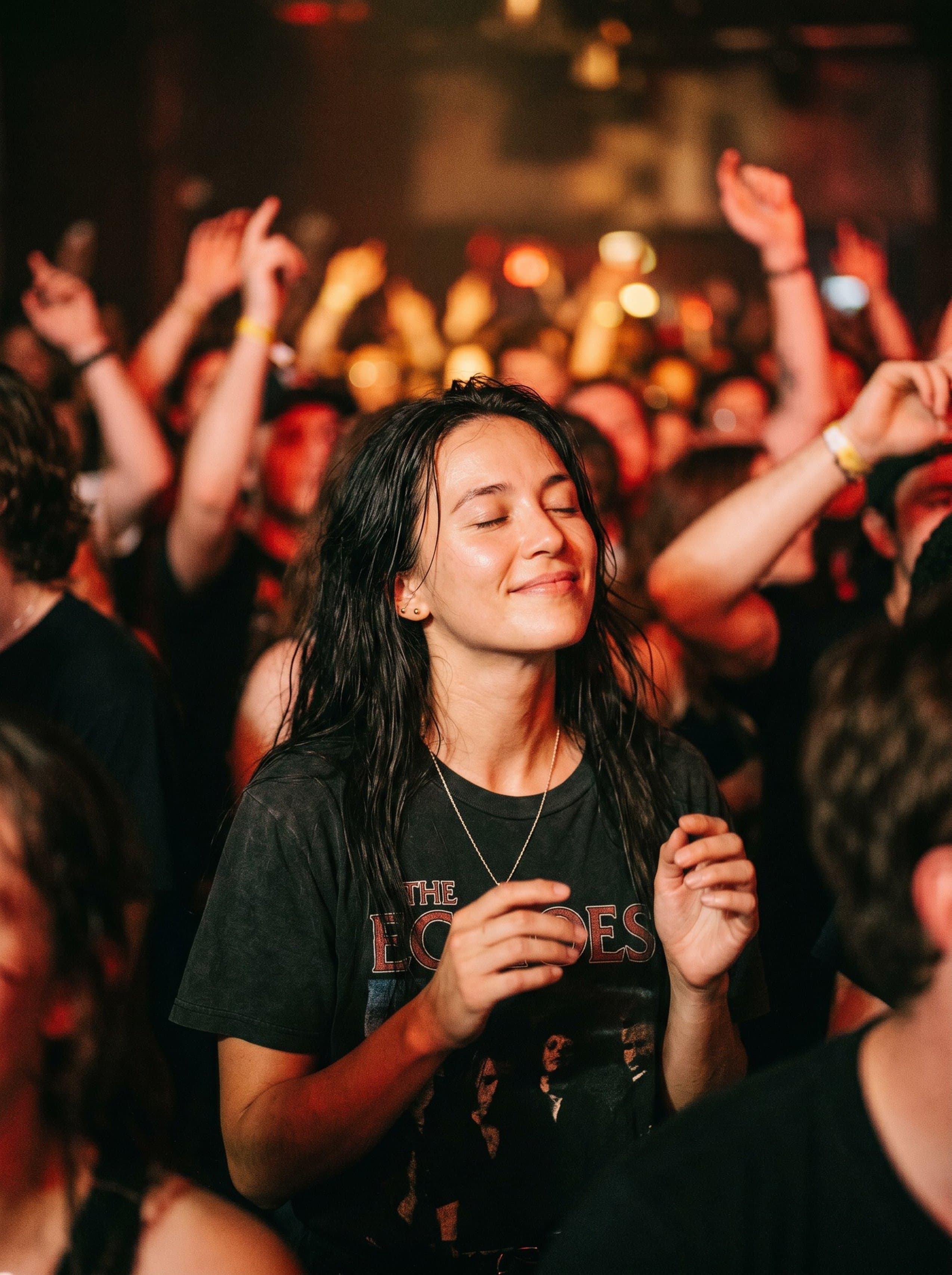 Instagram · film-grain concert crowd glow